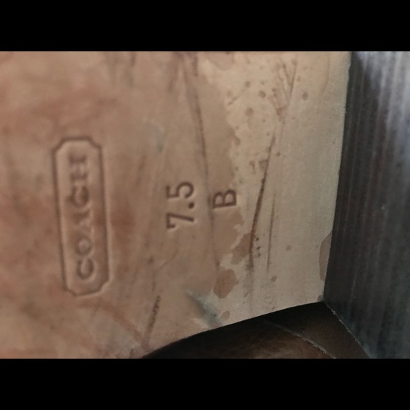 Boots - Picture 4 of 8